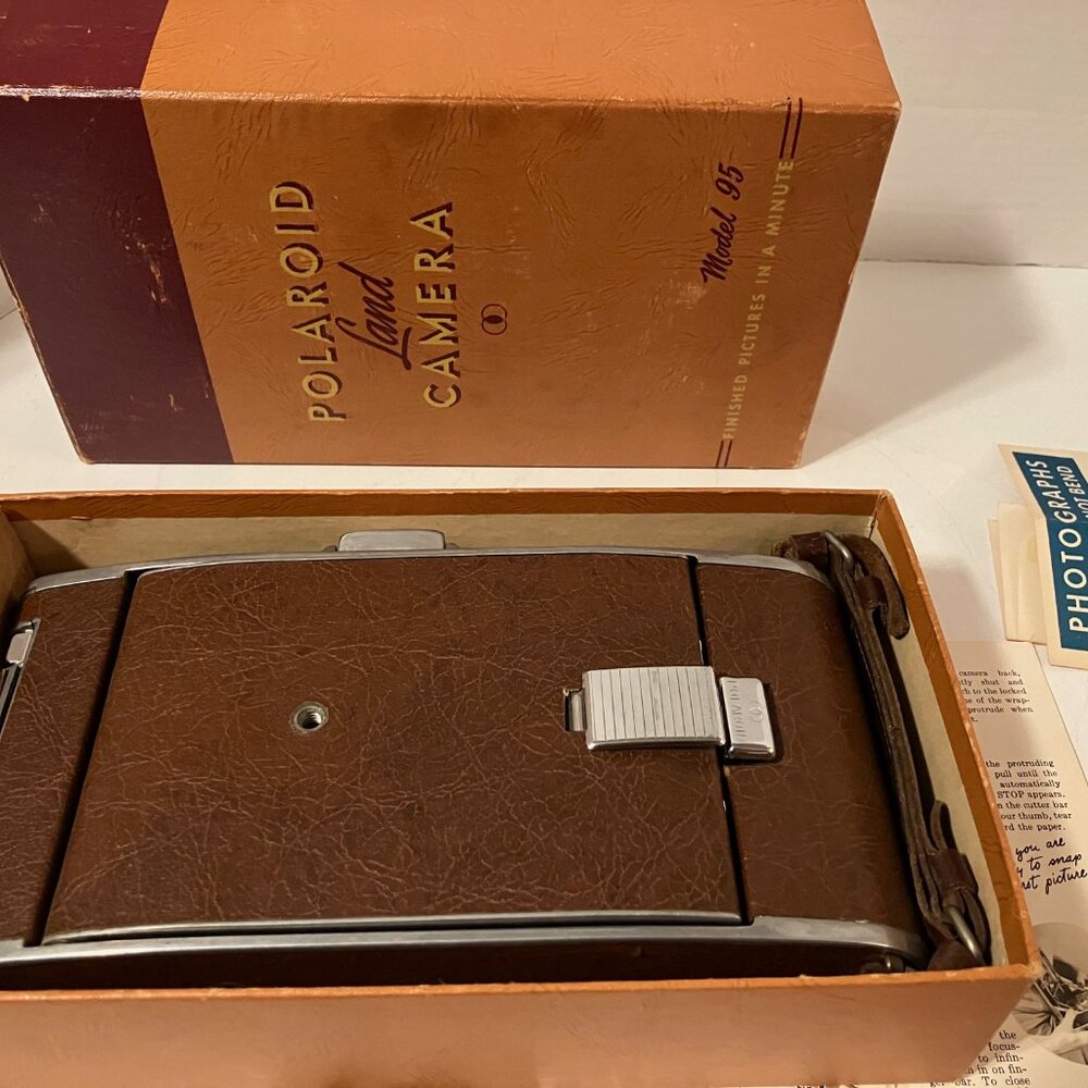POLAROID LAND CAMERA 95